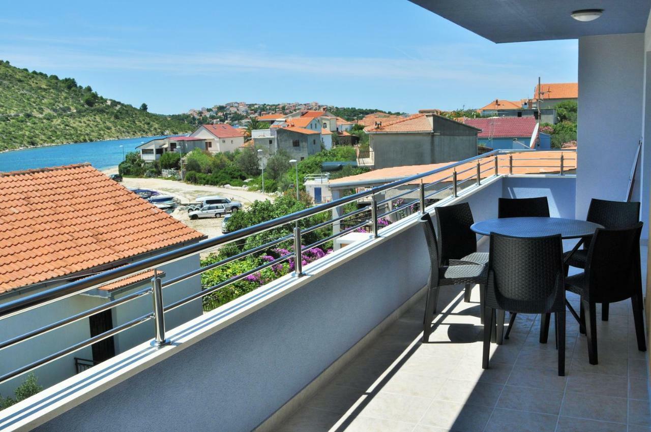 Apartments Zora Rogoznica  Exterior foto